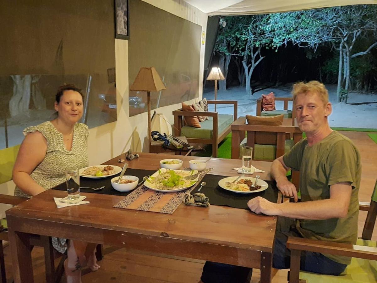 Yala Hotel Lion -Air Conditioned High Luxury Safari Camp Extérieur photo