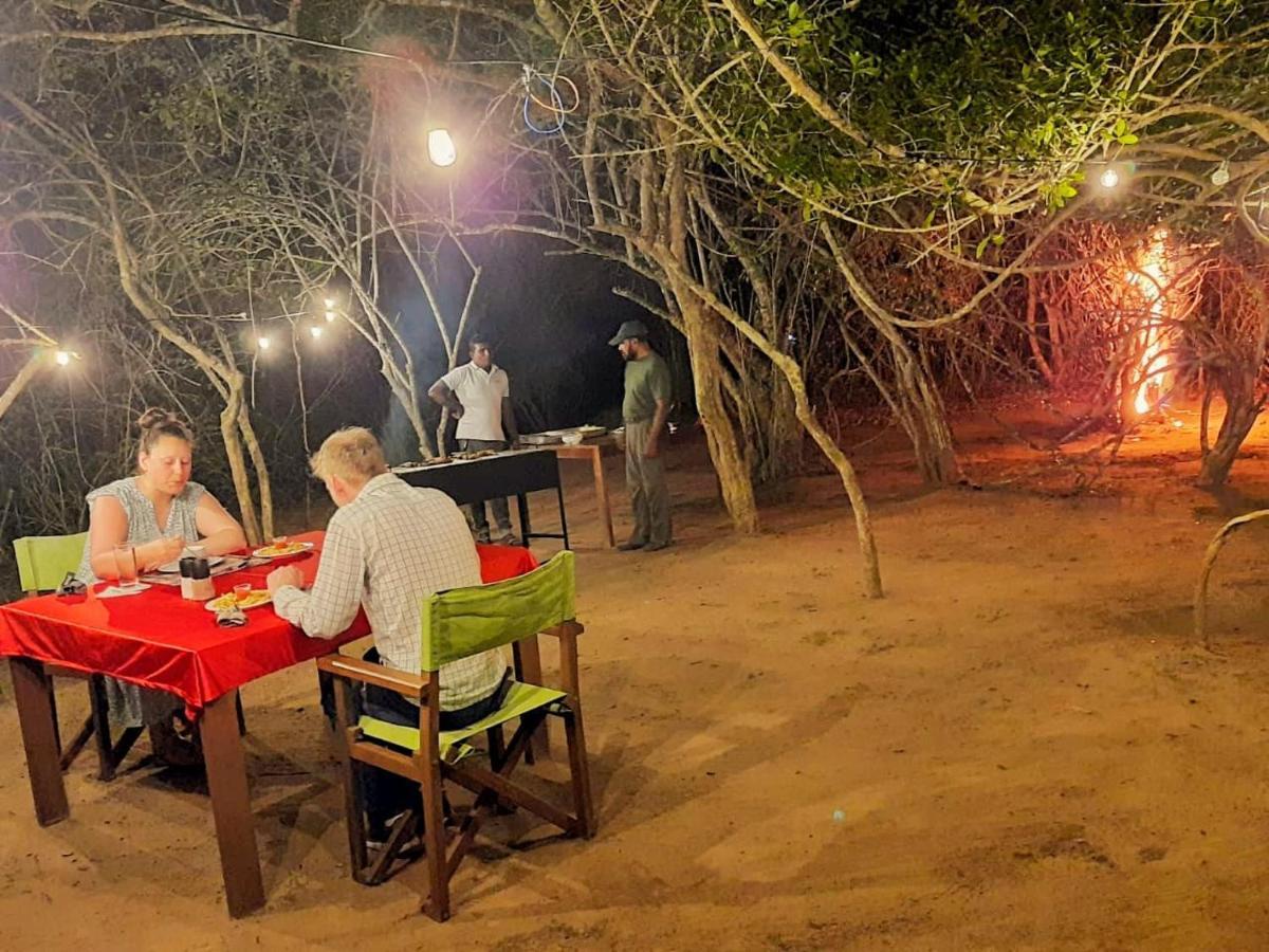 Yala Hotel Lion -Air Conditioned High Luxury Safari Camp Extérieur photo