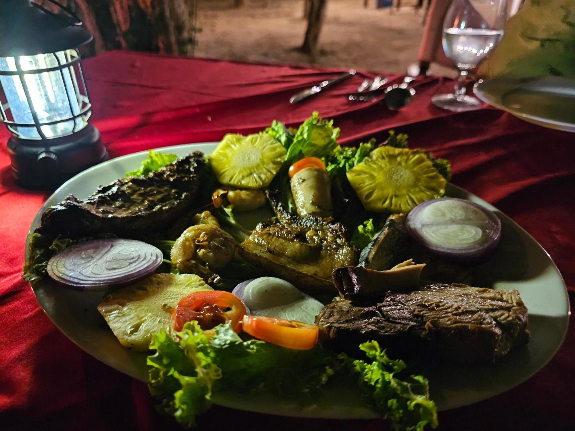 Yala Hotel Lion -Air Conditioned High Luxury Safari Camp Extérieur photo