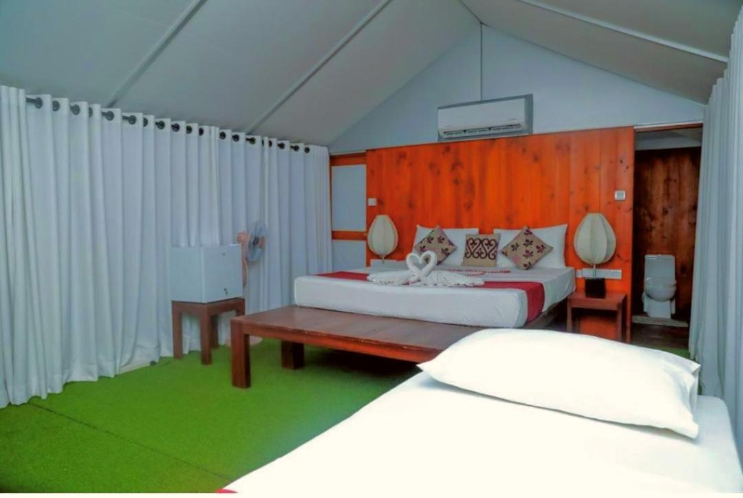 Yala Hotel Lion -Air Conditioned High Luxury Safari Camp Extérieur photo